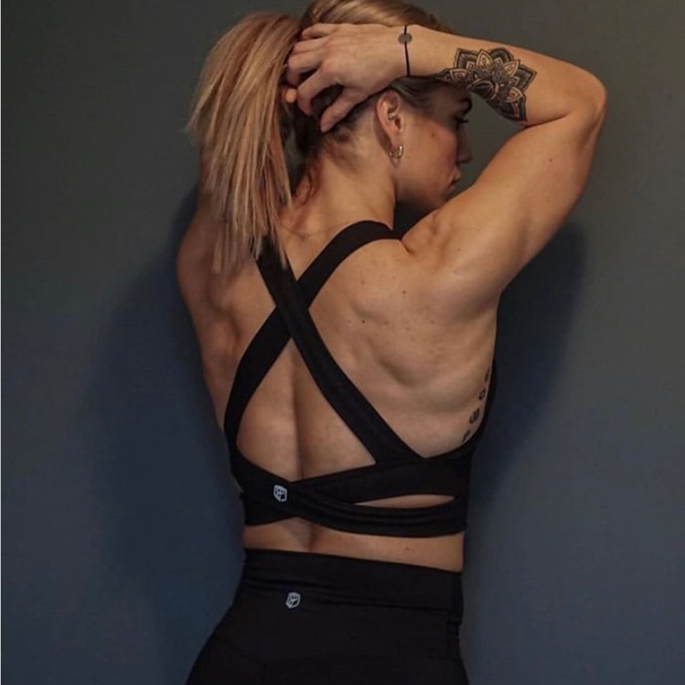 BNWT born primitive crossfire bra size XS